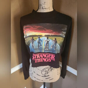 Women's Black Stranger Things Crop Top Med